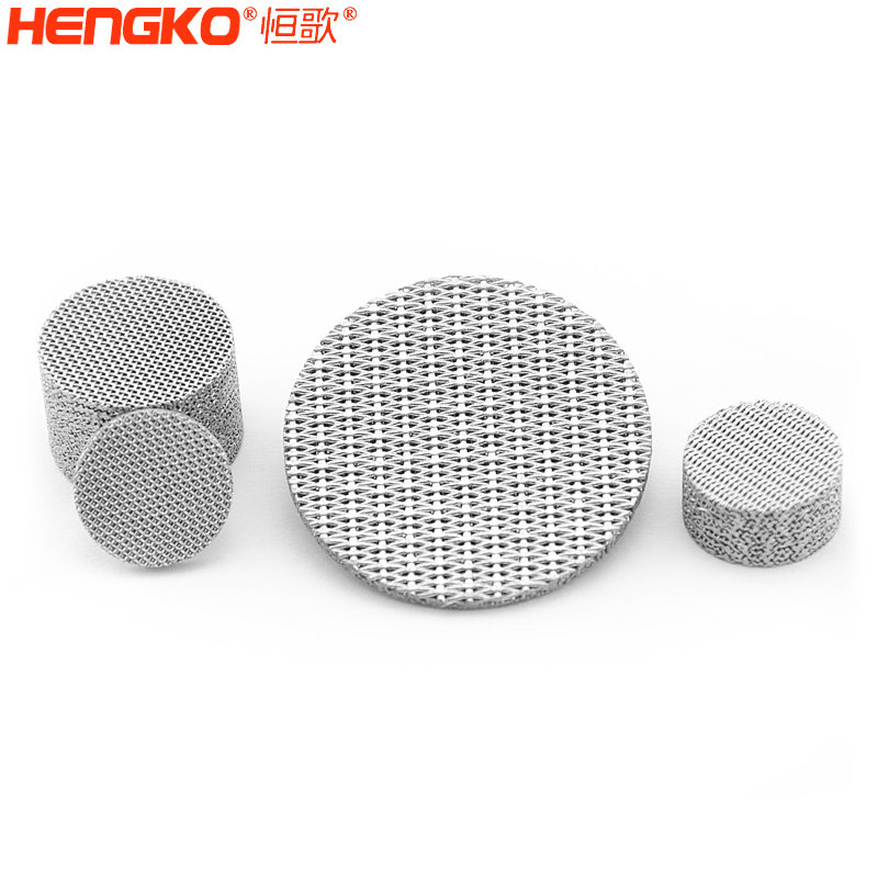 燒結(jié)網(wǎng)濾芯材質(zhì)大揭秘：不銹鋼、鈦合金、鎳合金，哪種更適合你?